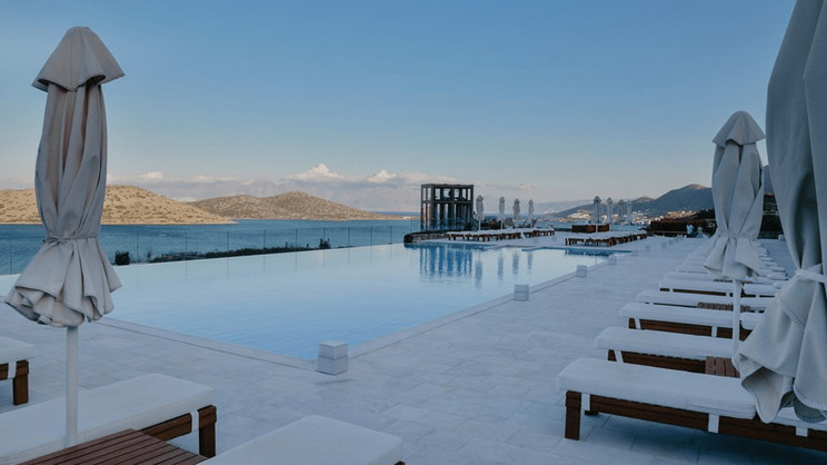 Royal Marmin Bay Boutique & Art Hotel